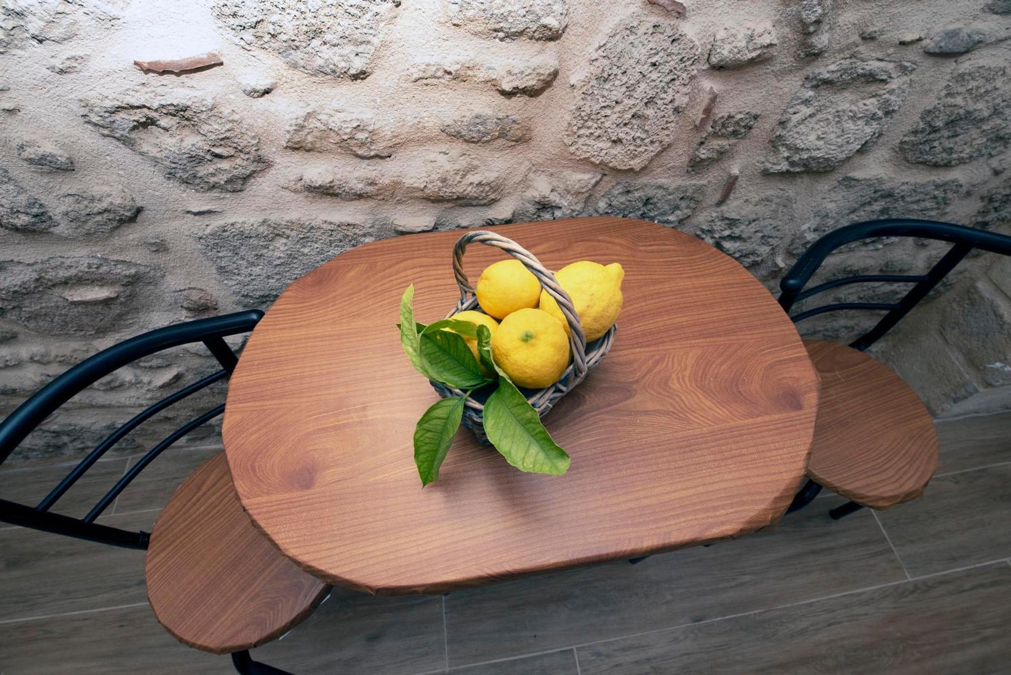 Arionos Rooms - Old Town Rhodes City Exterior foto